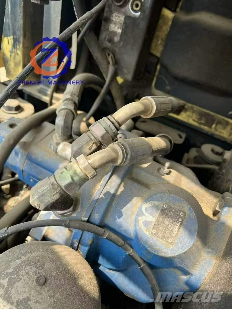 Hyundai 60 W Wheeled excavators