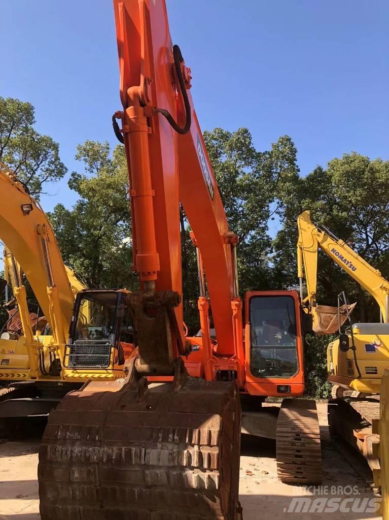 Doosan 225 LC Crawler excavators