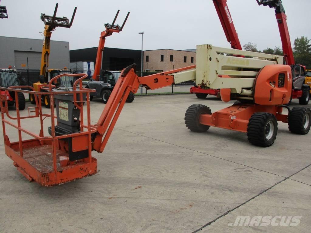 JLG 510 AJ  (557) Compact self-propelled boom lifts