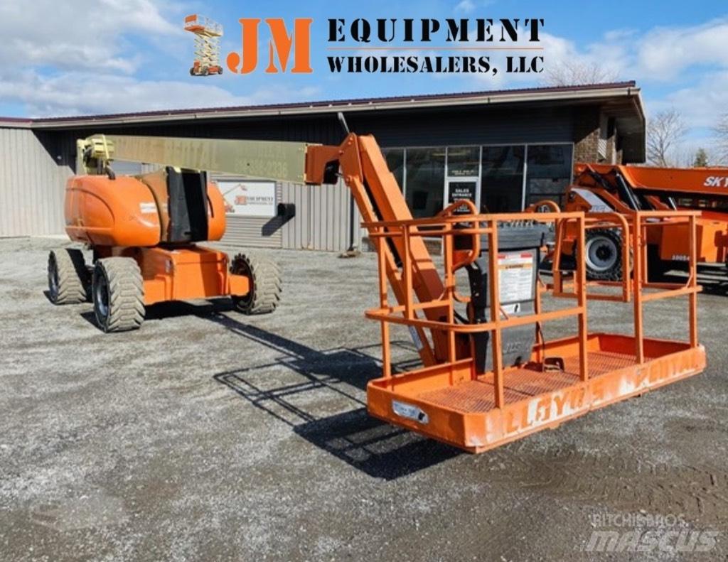 JLG 800 AJ Articulated boom lifts