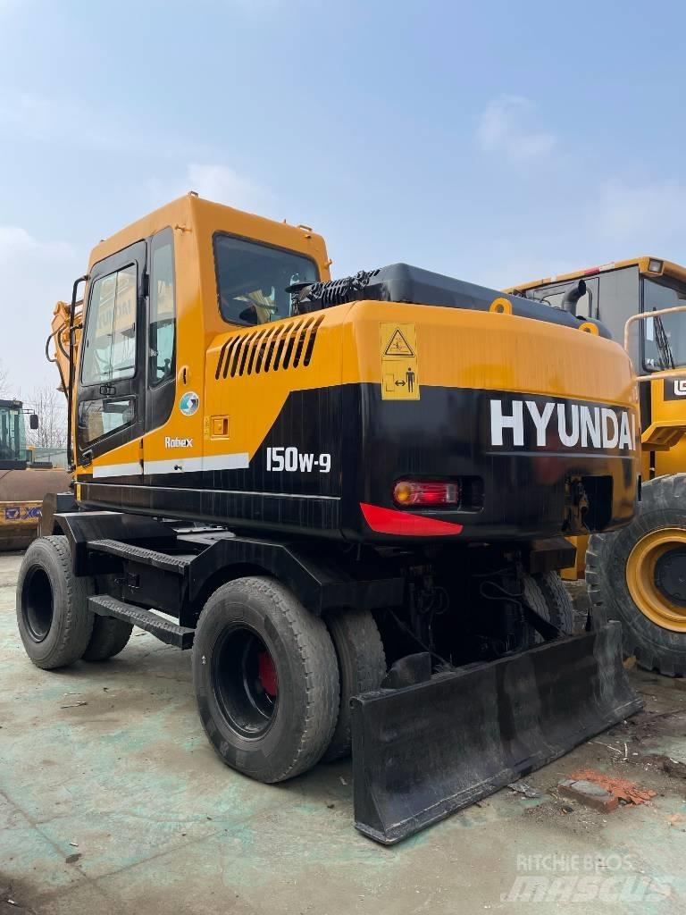 Hyundai R 150 W-9 Crawler excavators