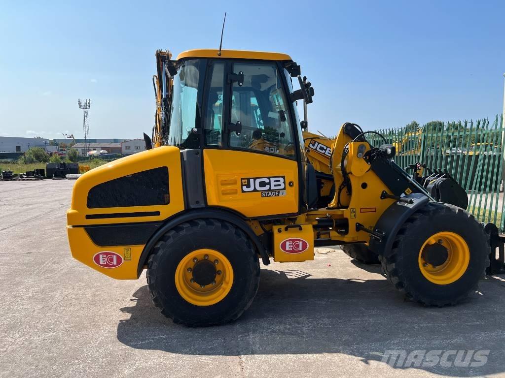 JCB 407 agri demo Tractors