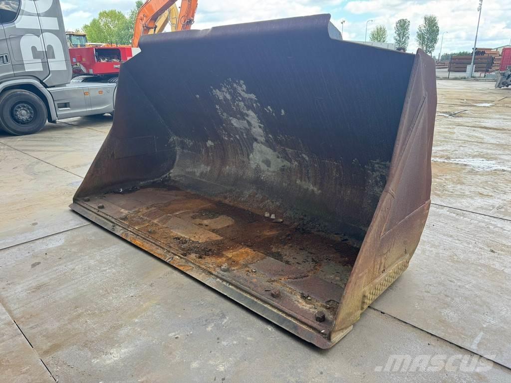 Volvo 4.2 m3 Buckets