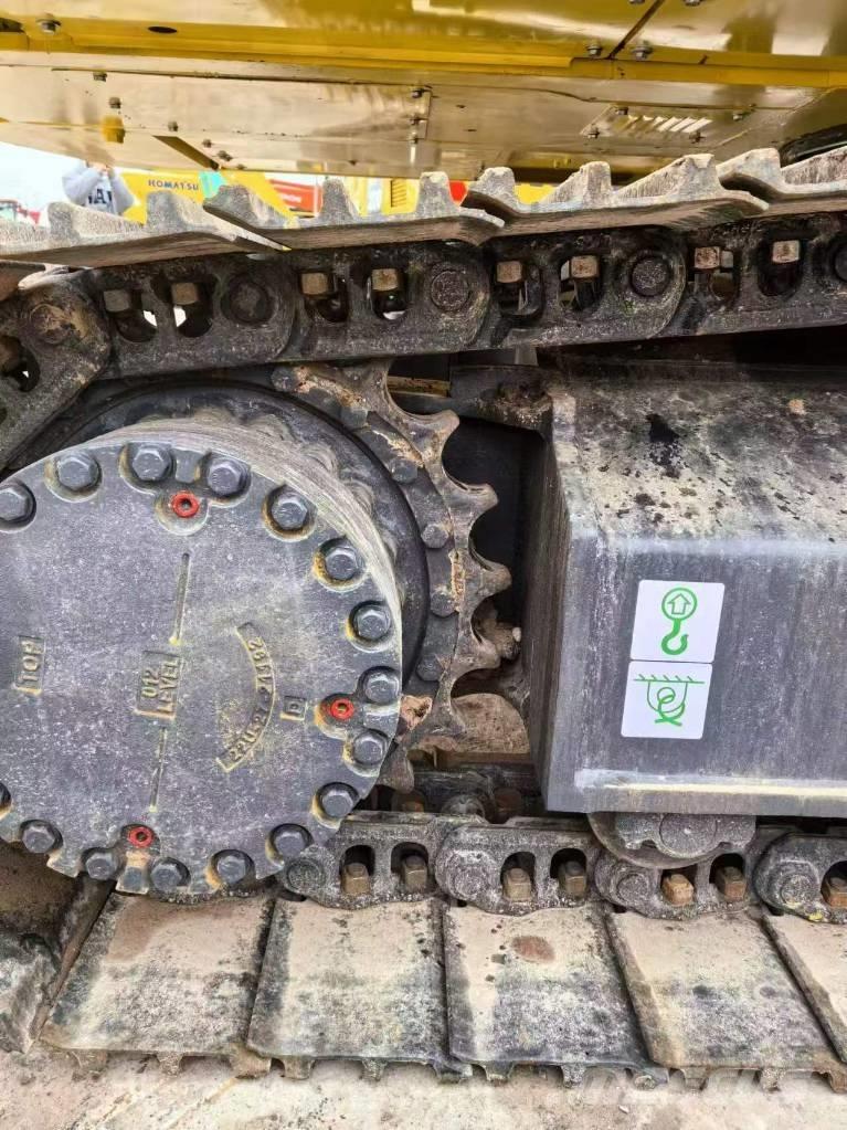 Komatsu PC 220 LC-8 Crawler excavators