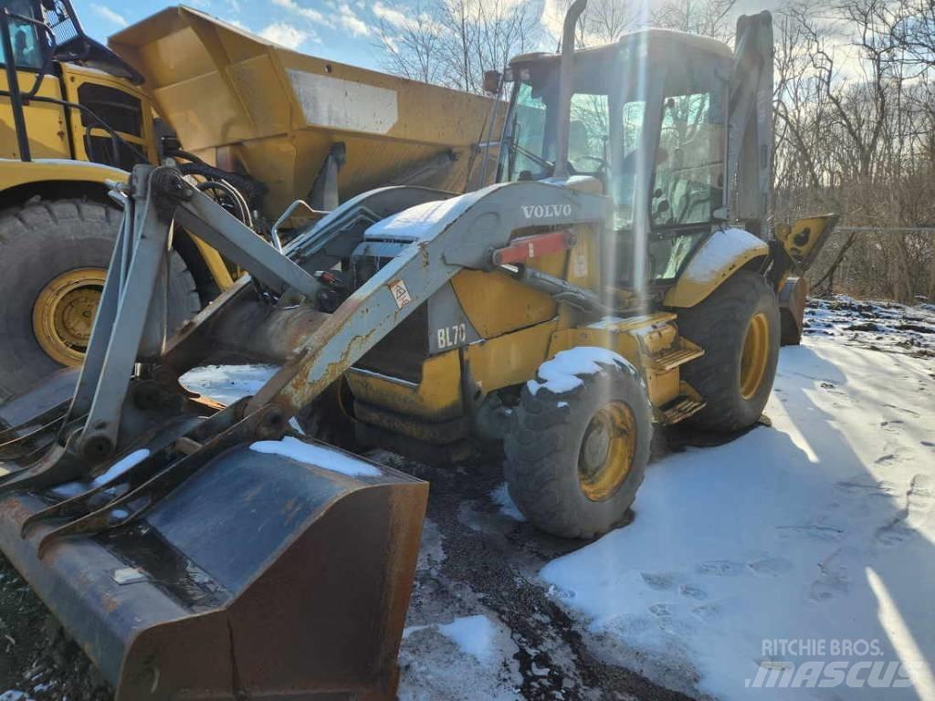 Volvo BL 70 Backhoe