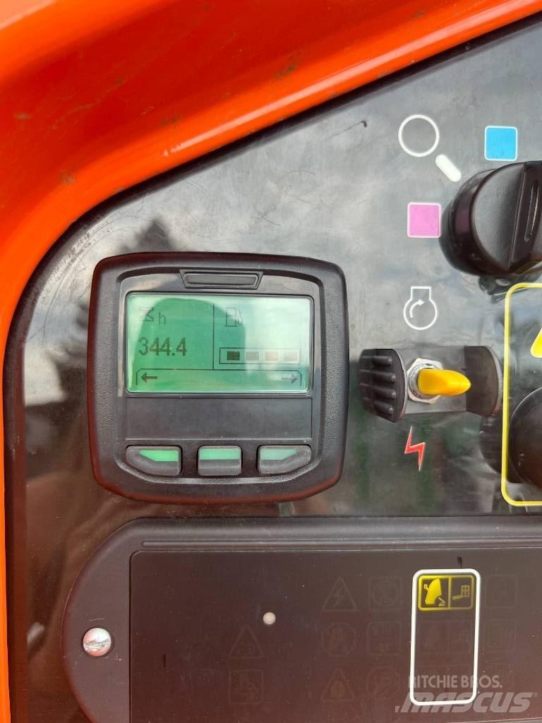 JLG 460 SJ Telescopic boom lifts