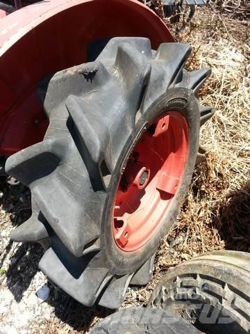  Pneus 7-14 Tyres, wheels and rims