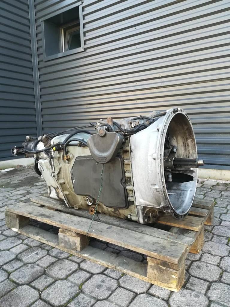 Volvo VT2501B Gearboxes