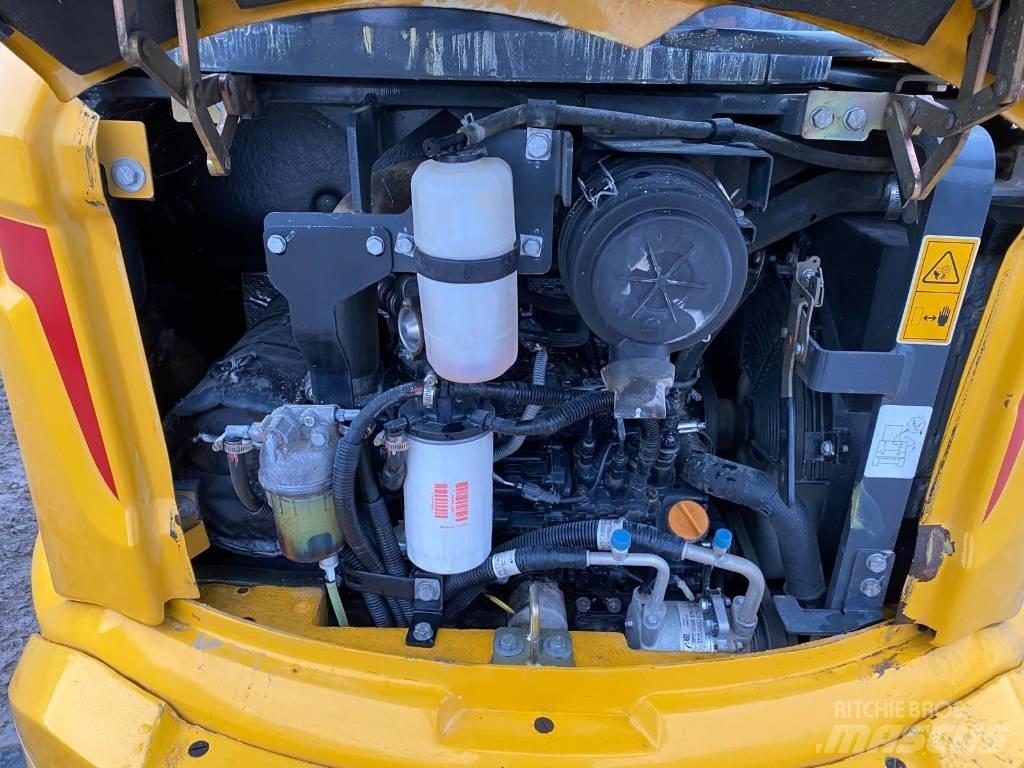 LiuGong CLG9035 Wheeled excavators