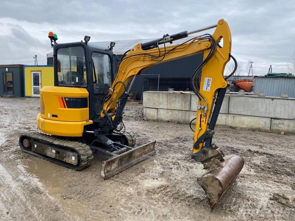 LiuGong CLG9035 Wheeled excavators