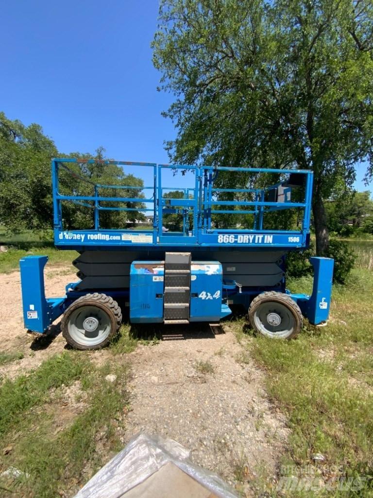 Genie GS 3390 RT Scissor lifts