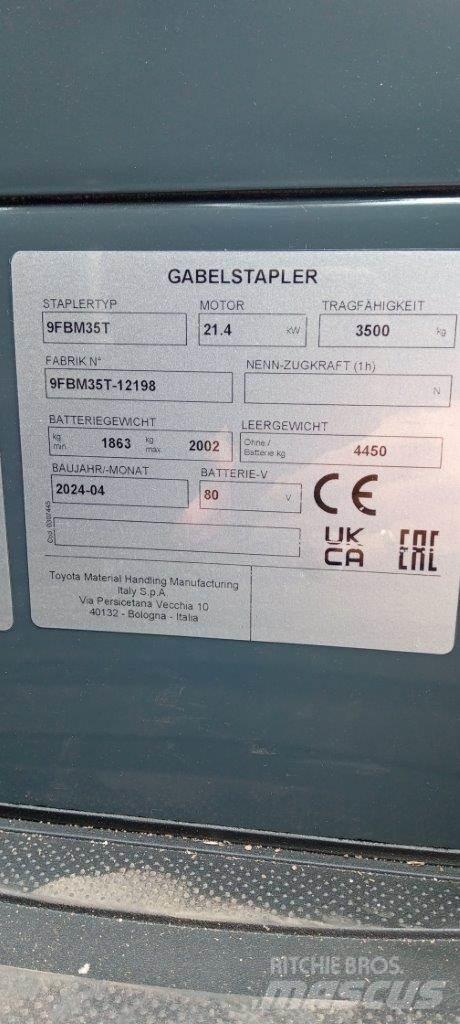 Toyota 9FBM35T Electric forklift trucks