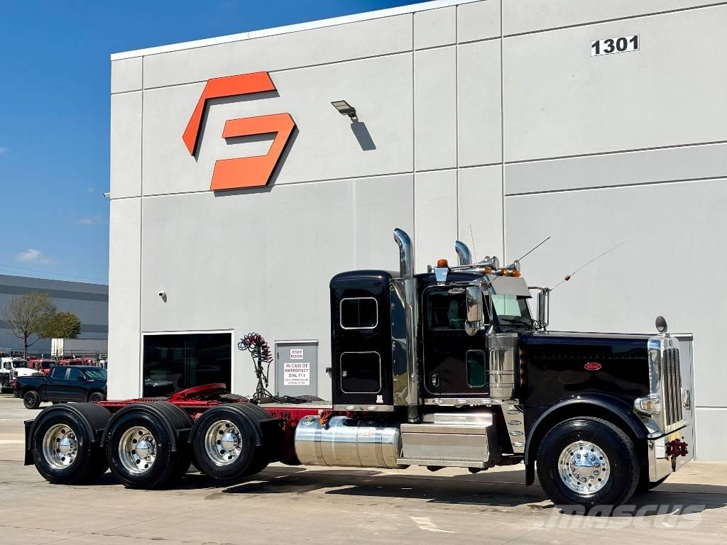 Peterbilt 389 Prime Movers