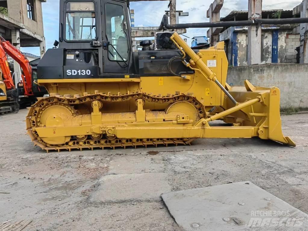Shantui SD 13 Crawler dozers