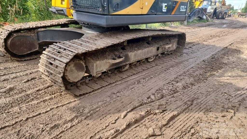 Hyundai CLG922 E Crawler excavators