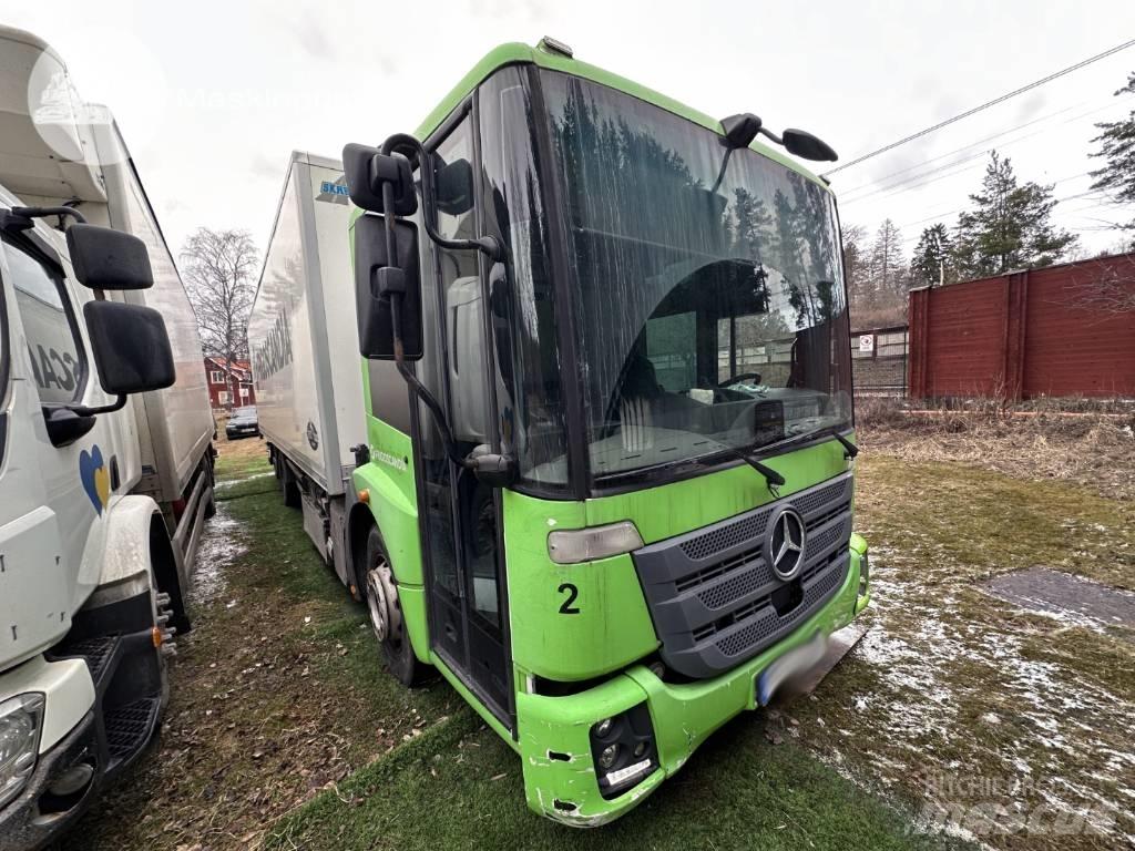 Mercedes-Benz Econic Box trucks