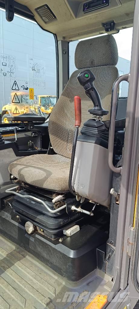 Volvo EW60E Wheeled excavators