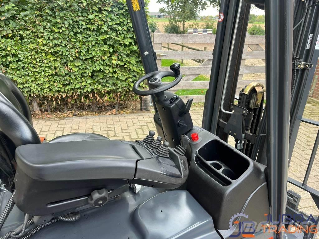 Linde E14-02 Electric forklift trucks