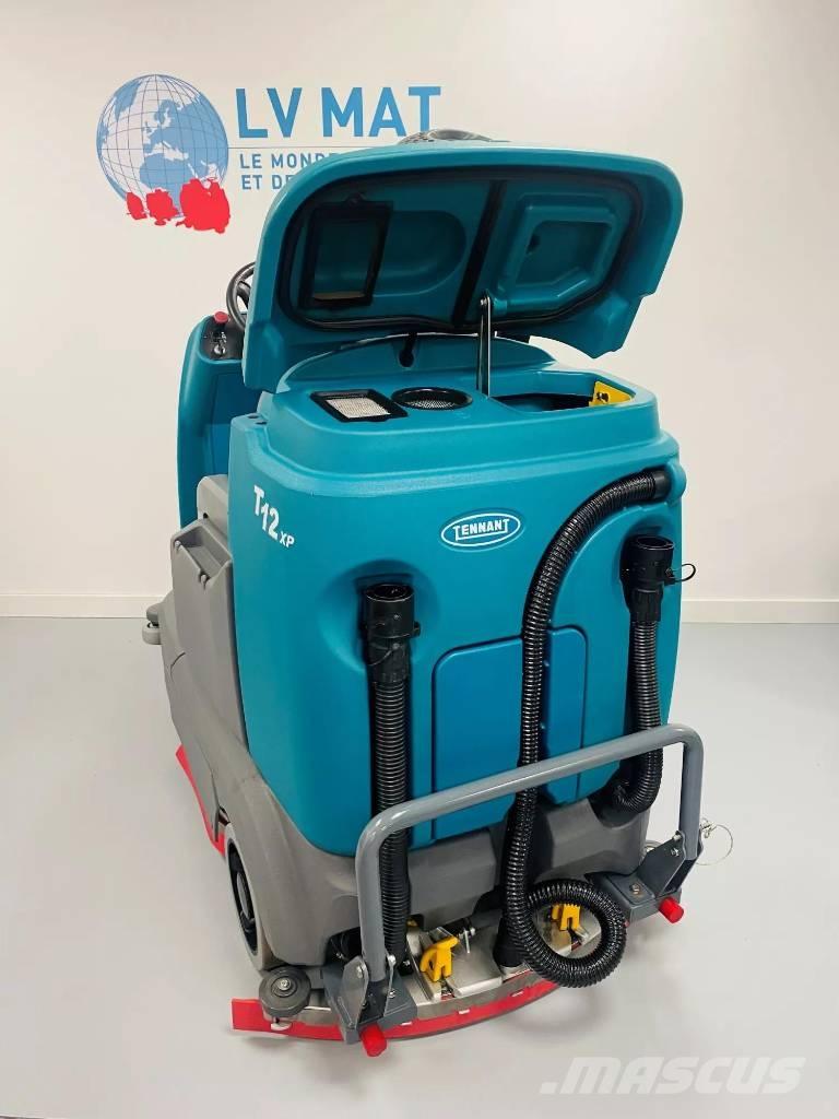 Tennant T12 Scrubber dryers