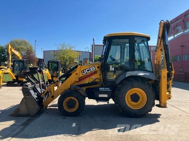 JCB 3 CX Backhoe