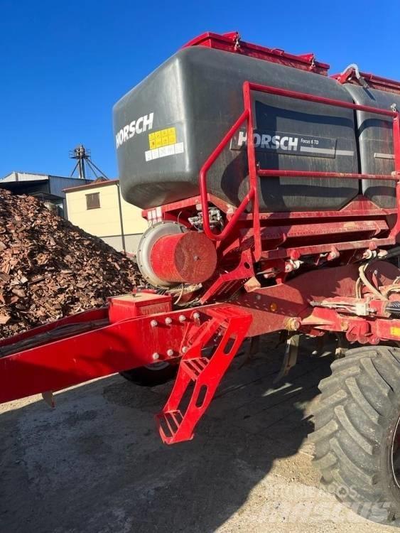 Horsch Focus 6 TD Combination drills