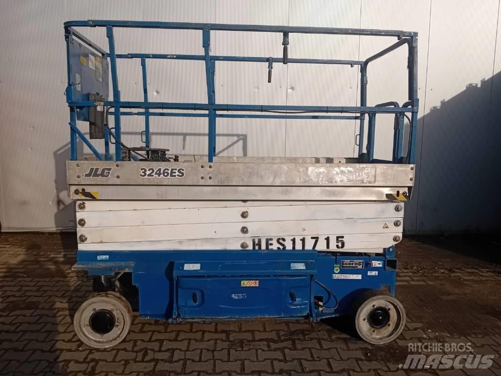 JLG 3246 ES Scissor lifts