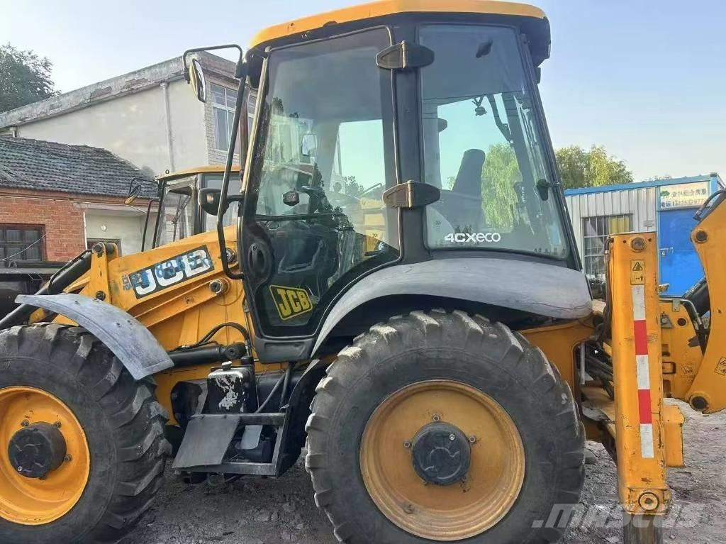 JCB 4 CX Backhoe