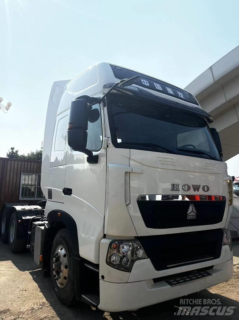 Sinotruk T7H Prime Movers