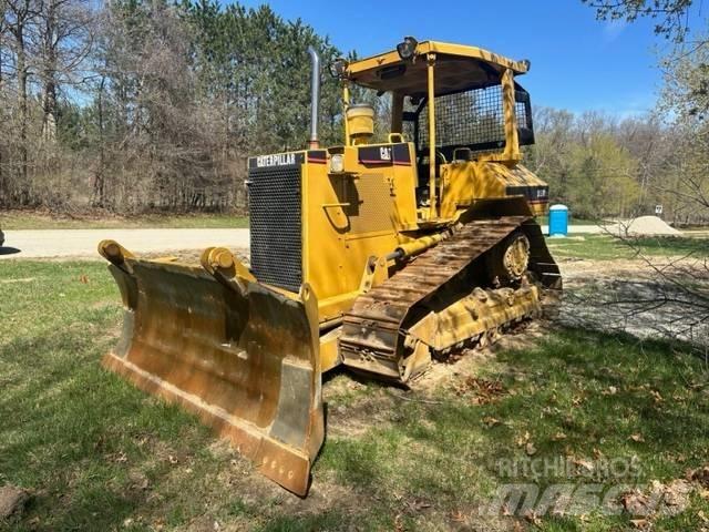 CAT D 5 M XL Crawler dozers