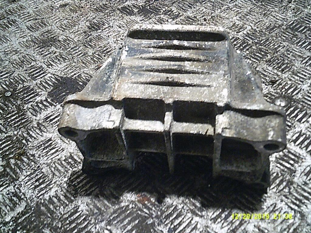 MAN TGS  51415010118 Engines