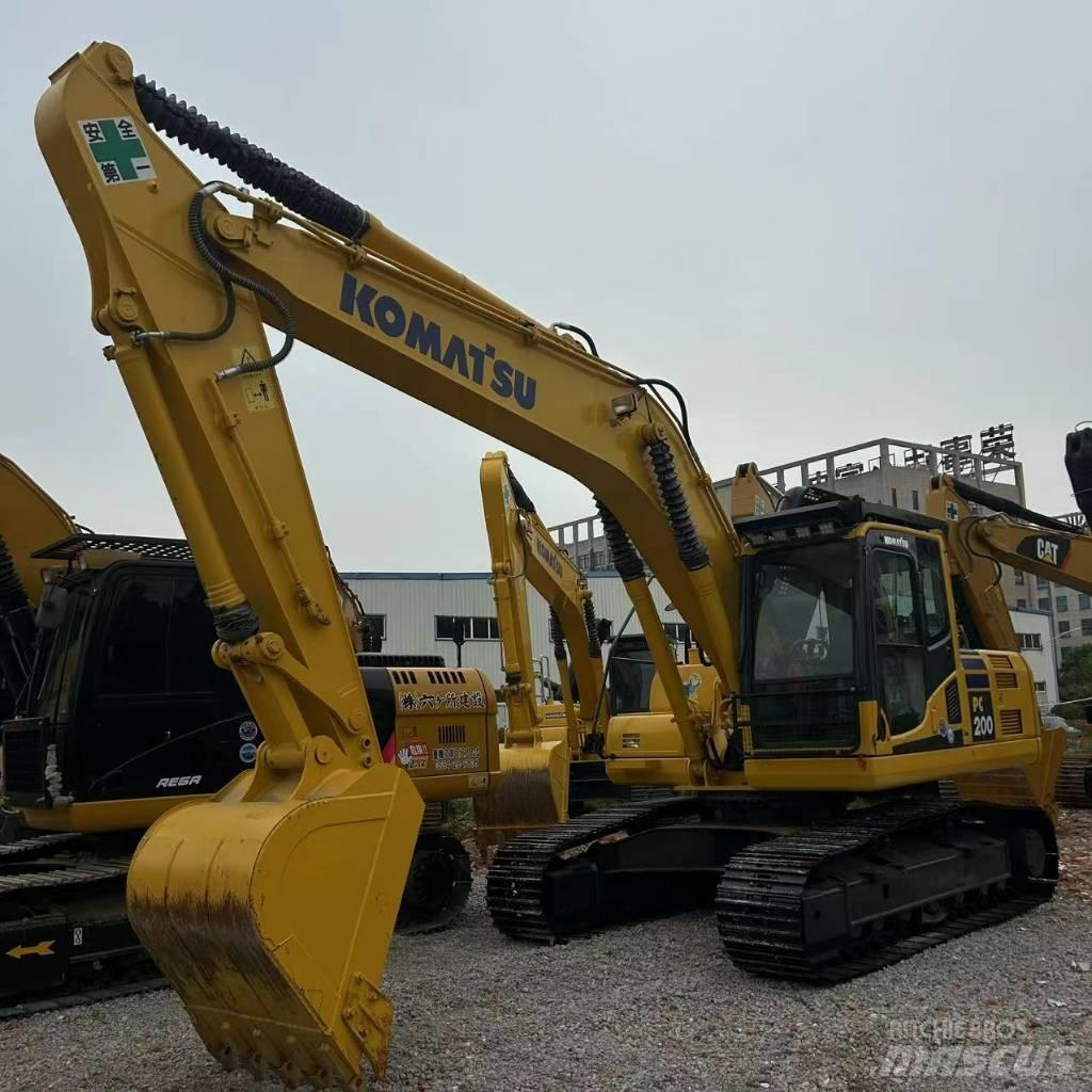 Komatsu 200-8 Crawler excavators