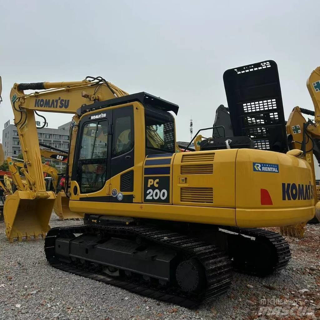 Komatsu 200-8 Crawler excavators