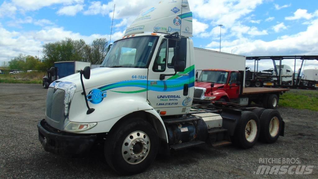 International 8600 Prime Movers