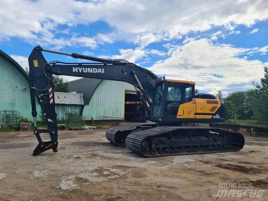 Hyundai HX210AL Crawler excavators