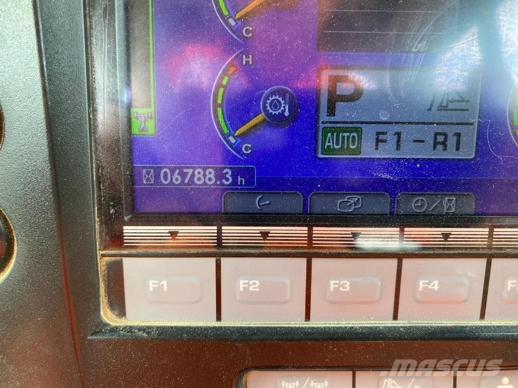 Komatsu DX65PXi-18 Crawler dozers