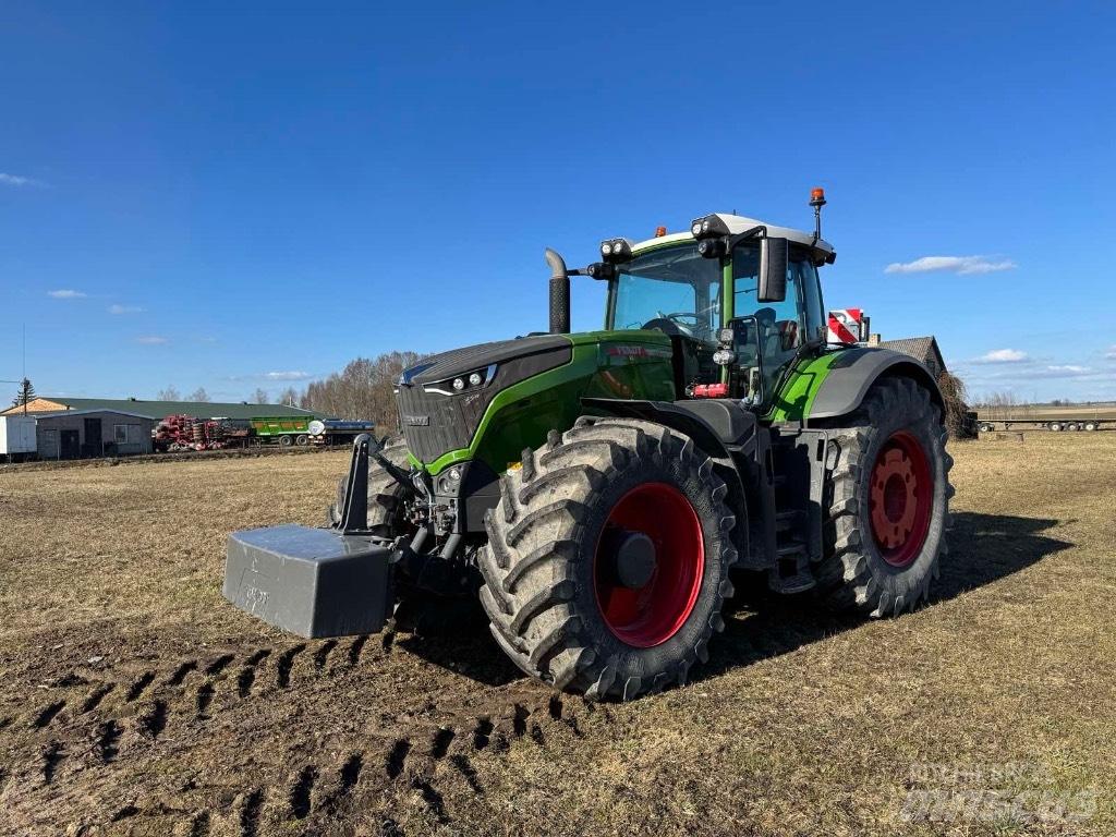 Fendt 1050 Tractors