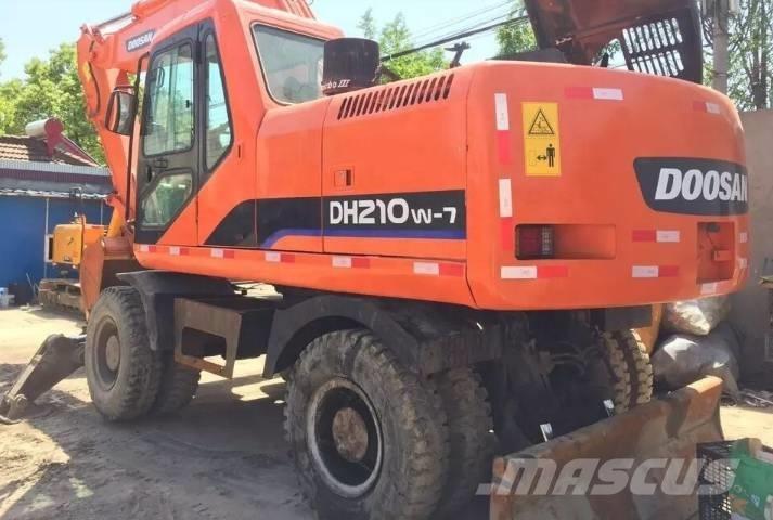 Doosan DH210W-7 Wheeled excavators