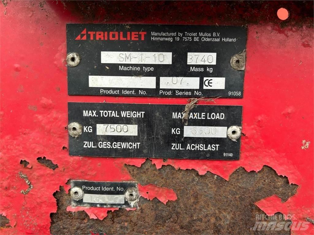 Trioliet 1-1000 Feed mixer