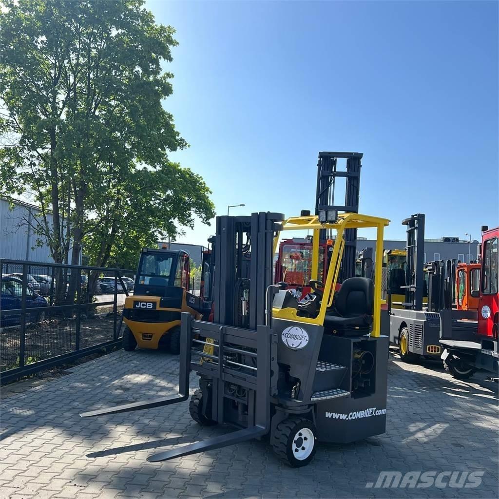 Combilift CBE 3000 4-way reach truck
