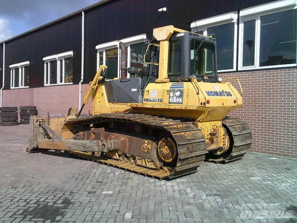Komatsu D65PX-15 Crawler dozers