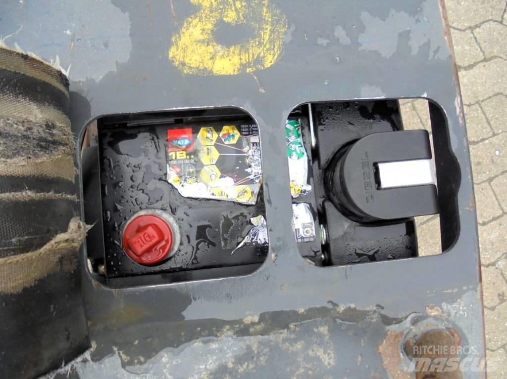 Bomag BPR 35/60 D Plate compactors