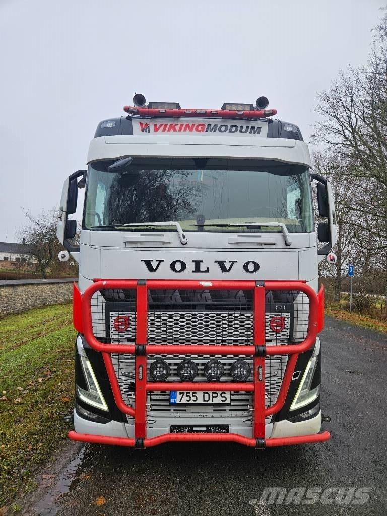 Volvo FH 13 500 Timber trucks