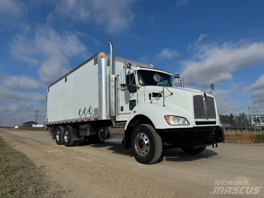 Kenworth T 440 Box trucks