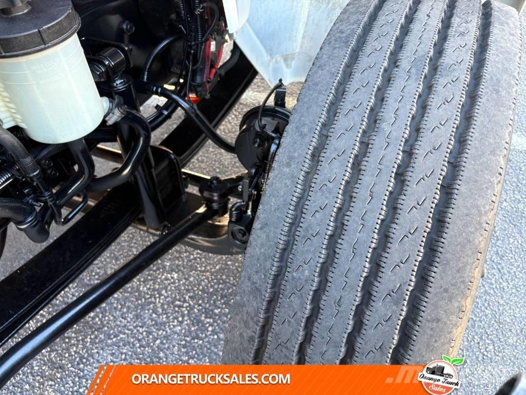 International MV607 Box trucks