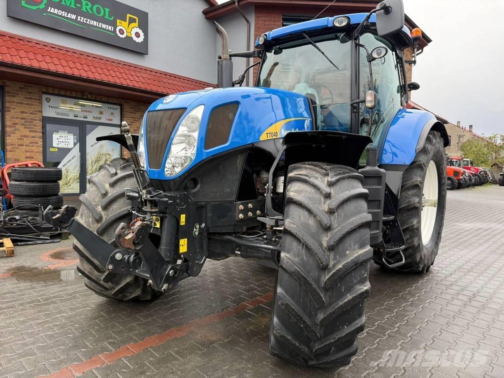 New Holland T 7040 Tractors