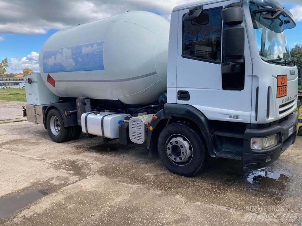 Iveco 135E25 Tanker trucks