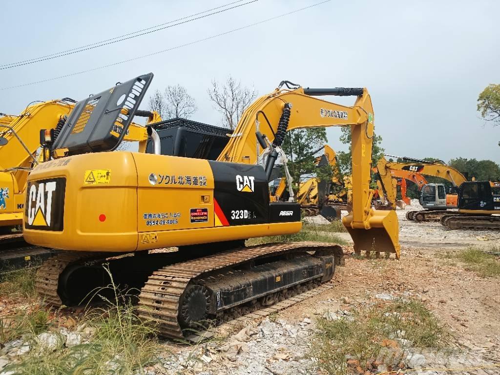 CAT 323D2 Crawler excavators