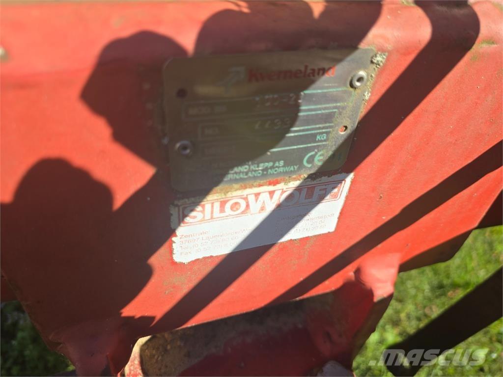 Kverneland BB 100 Plows