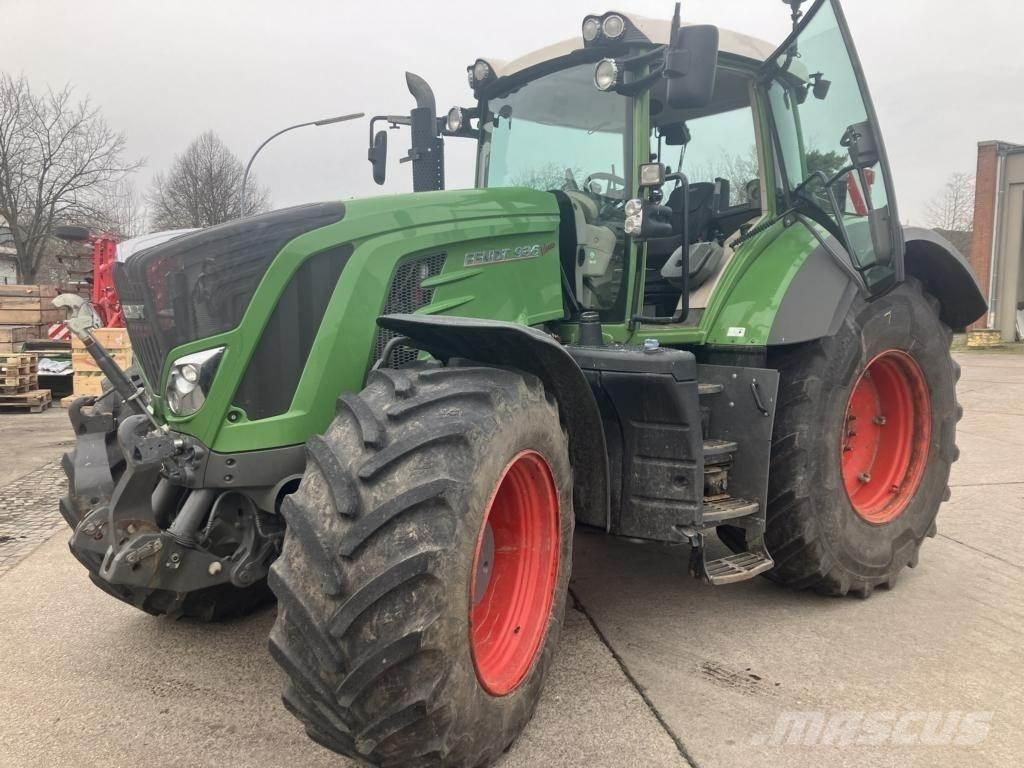 Fendt 936 VARIO Tractors