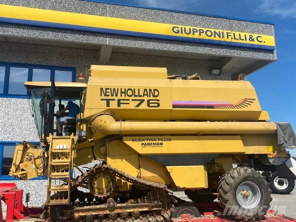 New Holland TF 76 Combine harvesters